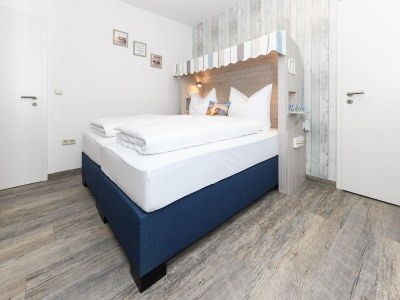 Apartment Moderne Ferienwohnung mit Terrasse in ruhiger Lage - Features photo 18