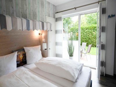 Apartment Moderne Ferienwohnung mit Terrasse in ruhiger Lage - Features photo 23