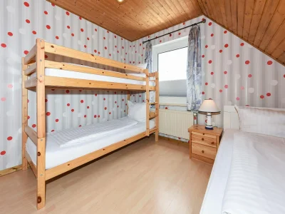 Apartment Große Ferienwohnung im Dachgeschoss in Bensersiel - Features photo 12