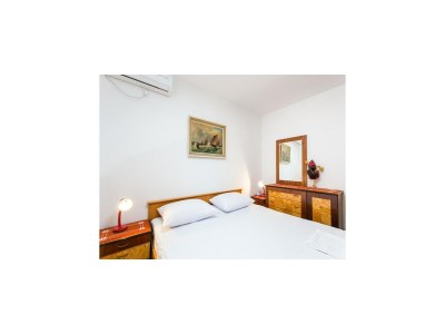 Apartment Guest House Raguz - Double Room - 1 - Features photo 8