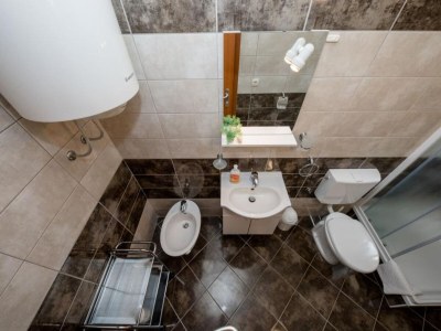 Apartment Apartments Scerbe Gordana & Miljenko Rab - Three Bedroom Apartment with Terrace (2) - Features photo 14