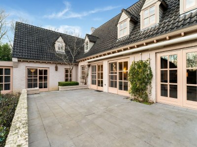 Villa Beautiful Villa in Drunen with Private Heated Pool - Outdoor photo 3
