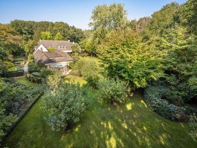 Villa Beautiful Villa in Drunen with Private Heated Pool - Outdoor photo 11