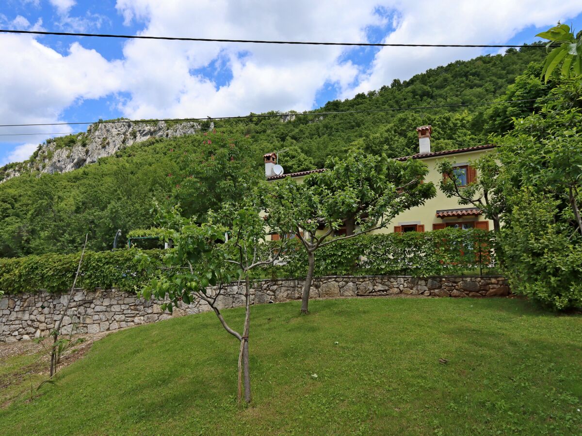 Holiday house Four-bedroom house with terrace Dolenja Vas, Central Istria - Središnja Istra K-24521 - Outdoor photo 4