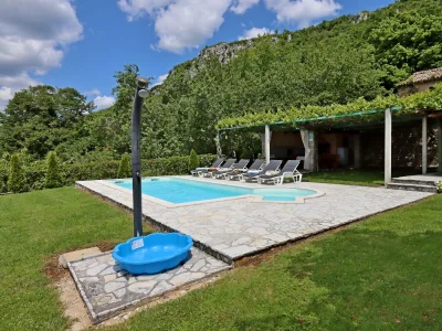 Holiday house Four-bedroom house with terrace Dolenja Vas, Central Istria - Središnja Istra K-24521 - Outdoor photo 7