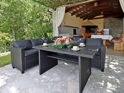 Holiday house Four-bedroom house with terrace Dolenja Vas, Central Istria - Središnja Istra K-24521 - Outdoor photo 10