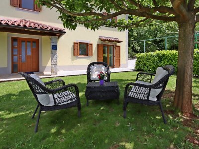 Holiday house Four-bedroom house with terrace Dolenja Vas, Central Istria - Središnja Istra K-24521 - Outdoor photo 16