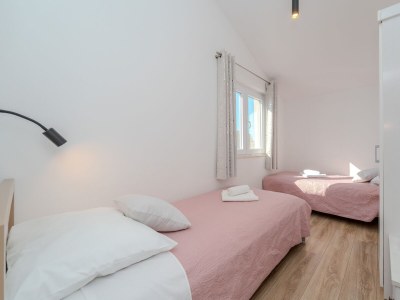 Apartment Two bedroom apartment near beach Privlaka, Zadar A-24599-b - Outdoor photo 22