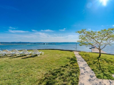 Apartment Two bedroom apartment near beach Privlaka, Zadar A-24599-c - Outdoor photo 11