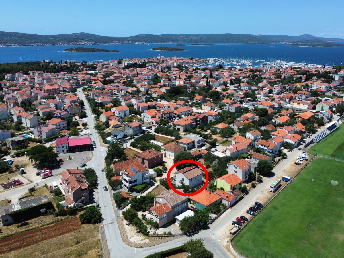 Apartment Three bedroom apartment with terrace Biograd na Moru, Biograd A-24723-a