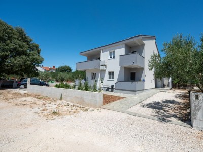 Apartment Three bedroom apartment with terrace Biograd na Moru, Biograd A-24723-a - Outdoor photo 5