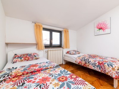 Apartment Two bedroom apartment with terrace Štinjan, Pula A-24743-a - Outdoor photo 14