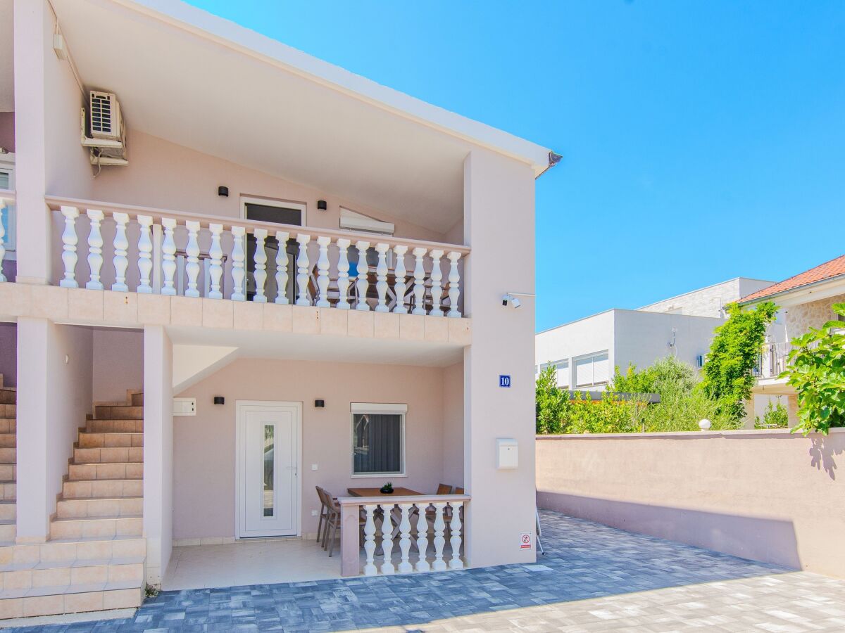 Apartment Two bedroom apartment with terrace Vir A-24843-a