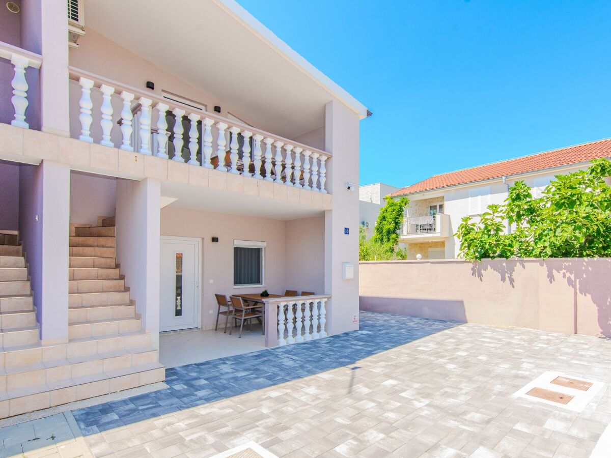 Apartment Two bedroom apartment with terrace Vir A-24843-a - Outdoor photo 2