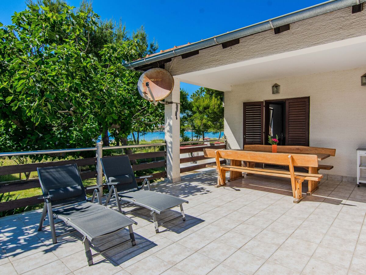 Holiday house Three bedroom house near beach Privlaka, Zadar K-24940