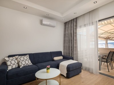 Apartment One bedroom apartment with air-conditioning Stanići, Omiš A-2819-b - Outdoor photo 3