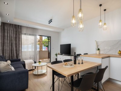 Apartment One bedroom apartment with air-conditioning Stanići, Omiš A-2819-b - Outdoor photo 7