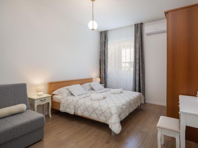 Apartment One bedroom apartment with air-conditioning Stanići, Omiš A-2819-b - Outdoor photo 13