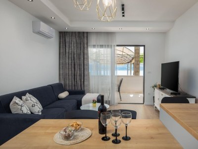 Apartment One bedroom apartment with air-conditioning Stanići, Omiš A-2819-b - Outdoor photo 18