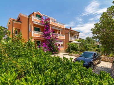 Apartment One bedroom apartment with terrace and sea view Barbat, Rab A-20080-c in Rab - Apartment