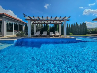 Holiday house Villa Maja w/pool, sauna & whirlpool - Outdoor photo 3