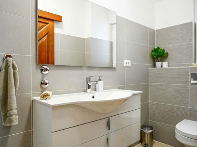 Holiday house Villa Maja w/pool, sauna & whirlpool - Features photo 30