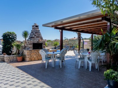 Apartment Two bedroom apartment with terrace Valbandon, Fažana A-2201-c - Outdoor photo 6