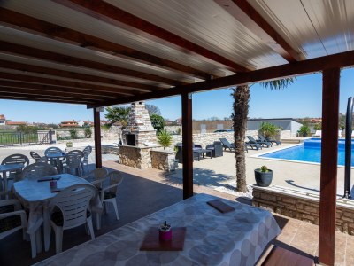 Apartment Two bedroom apartment with terrace Valbandon, Fažana A-2201-d in Fažana - Apartment