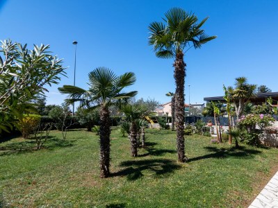 Apartment Two bedroom apartment with terrace Valbandon, Fažana A-2201-d - Outdoor photo 13