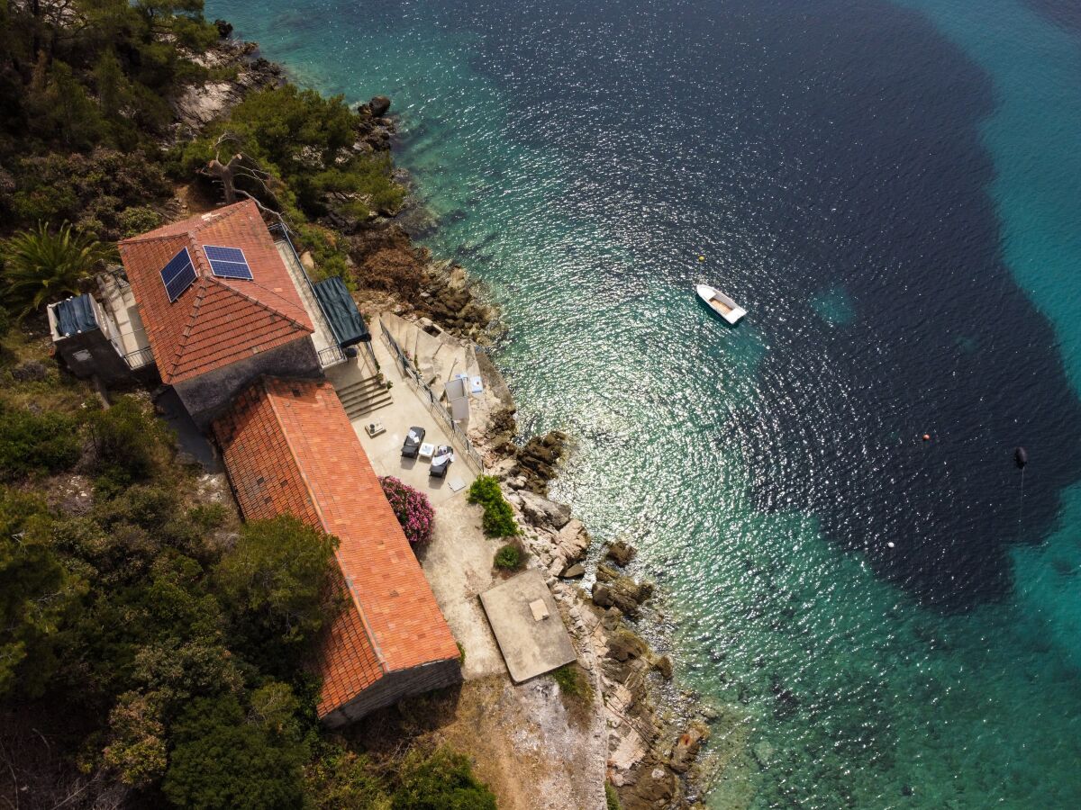 Holiday house Four-bedroom house near beach Cove Skozanje, Hvar K-4009 - Outdoor photo 3