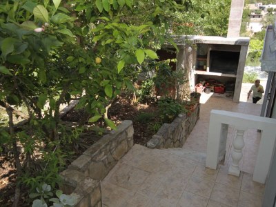 Apartment Two bedroom apartment with terrace and sea view Cove Zarace (Gdinj), Hvar A-4597-a - Outdoor photo 11