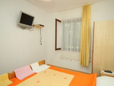 Apartment Two bedroom apartment with terrace Cove Zarace (Gdinj), Hvar A-4597-b - Outdoor photo 28