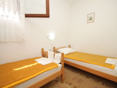 Apartment Two bedroom apartment with terrace Cove Zarace (Gdinj), Hvar A-4597-b - Outdoor photo 30