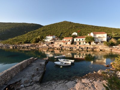 Apartment Two bedroom apartment with terrace and sea view Cove Zarace (Gdinj), Hvar A-4597-d - Outdoor photo 6