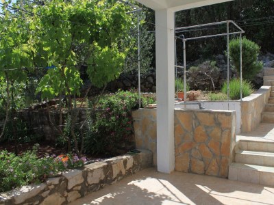 Apartment Two bedroom apartment with terrace and sea view Cove Zarace (Gdinj), Hvar A-4597-d - Outdoor photo 16