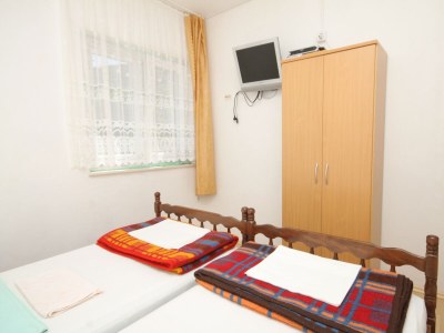 Apartment Two bedroom apartment with terrace and sea view Cove Zarace (Gdinj), Hvar A-4597-d - Outdoor photo 28