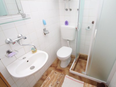 Apartment Two bedroom apartment with terrace and sea view Cove Zarace (Gdinj), Hvar A-4597-d - Outdoor photo 31