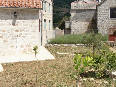 Apartment Two bedroom apartment with terrace Komiža, Vis A-9247-a - Outdoor photo 7