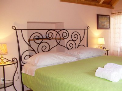 Apartment Two bedroom apartment with terrace Komiža, Vis A-9247-a - Outdoor photo 17