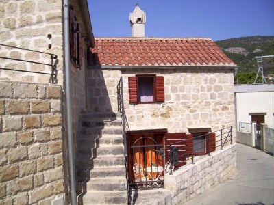 Apartment Two bedroom apartment with terrace Komiža, Vis A-9247-b - Outdoor photo 5