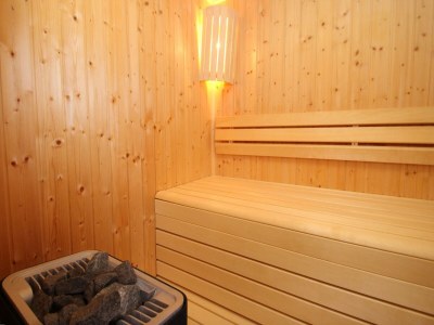 Holiday house Ferienwohnung mit Sauna in Tossens - Outdoor photo 25