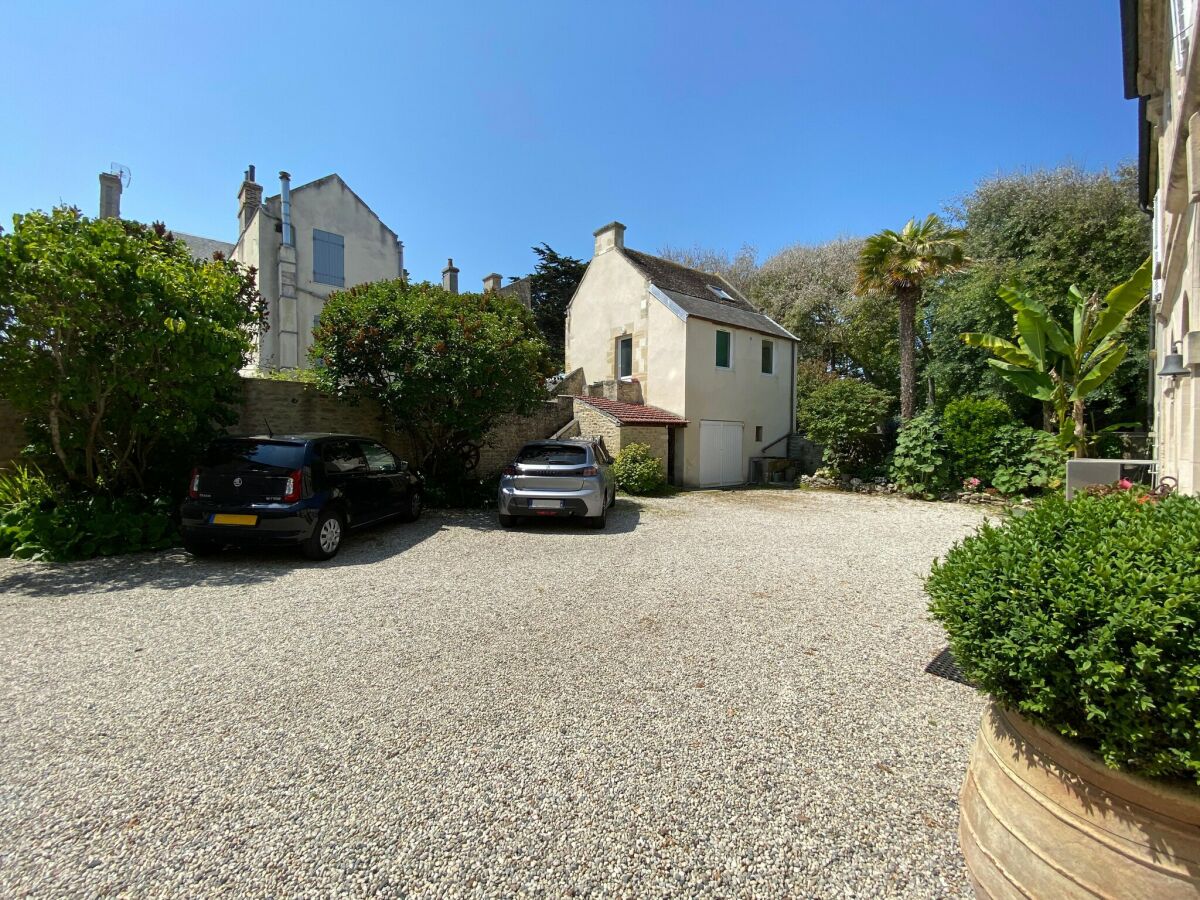 Apartment Apartment by Sandy Beach in Arromanches - Outdoor photo 3