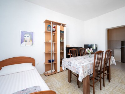 Apartment Two bedroom apartment near beach Metajna, Pag A-6395-a - Outdoor photo 8