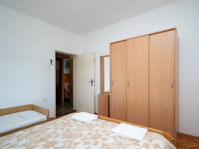 Apartment Two bedroom apartment near beach Metajna, Pag A-6395-a - Outdoor photo 18