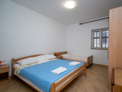 Apartment Two bedroom apartment near beach Metajna, Pag A-6395-a - Outdoor photo 19