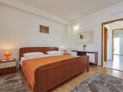 Apartment One bedroom apartment with terrace and sea view Okrug Gornji, Čiovo A-20055-b - Outdoor photo 10