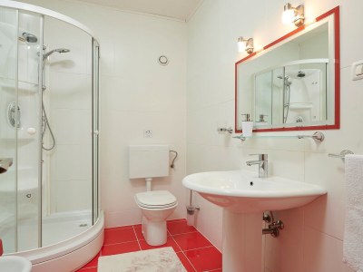 Apartment Three bedroom apartment with terrace and sea view Okrug Gornji, Čiovo A-20055-c - Outdoor photo 12