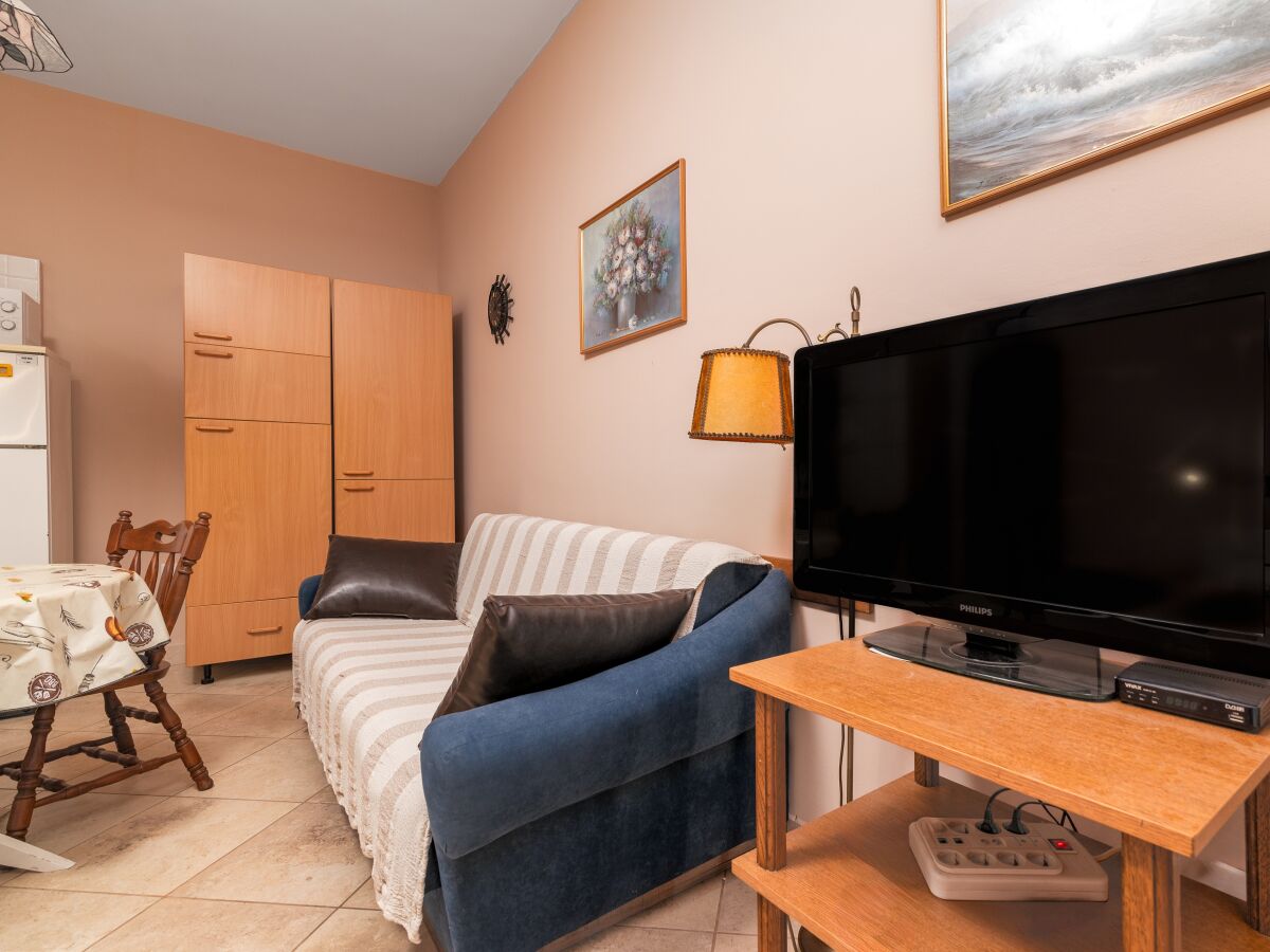 Apartment Studio flat with terrace Bale, Rovinj AS-22881-a - Outdoor photo 4