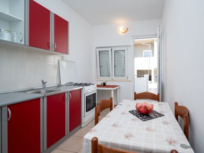 Apartment One bedroom apartment near beach Metajna, Pag A-6395-d - Outdoor photo 8