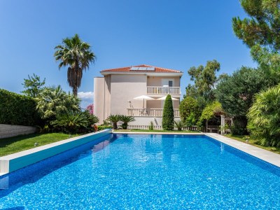 Apartment Two bedroom apartment with terrace Splitska, Brač A-23224-b - Outdoor photo 2